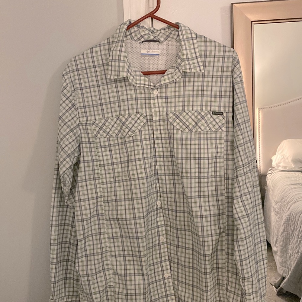 Columbia outdoor casual LS shirt Medium